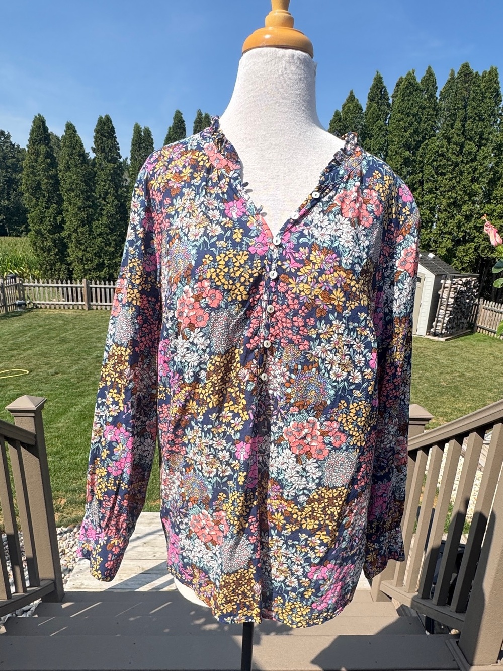 Talbots Floral Button-Front Women’s Blouse - Navy floral Multi color Sz 1X